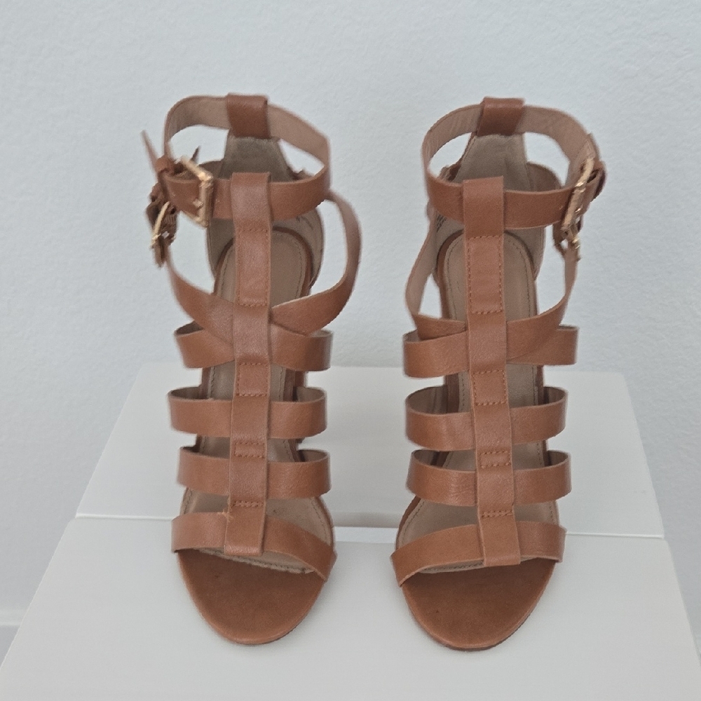 Charlotte Russe - Sarah